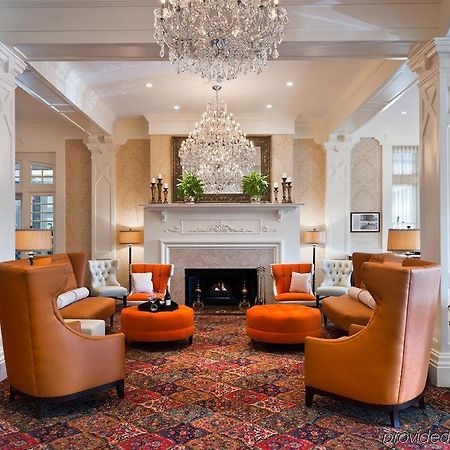 Wayne Hotel 내부 사진